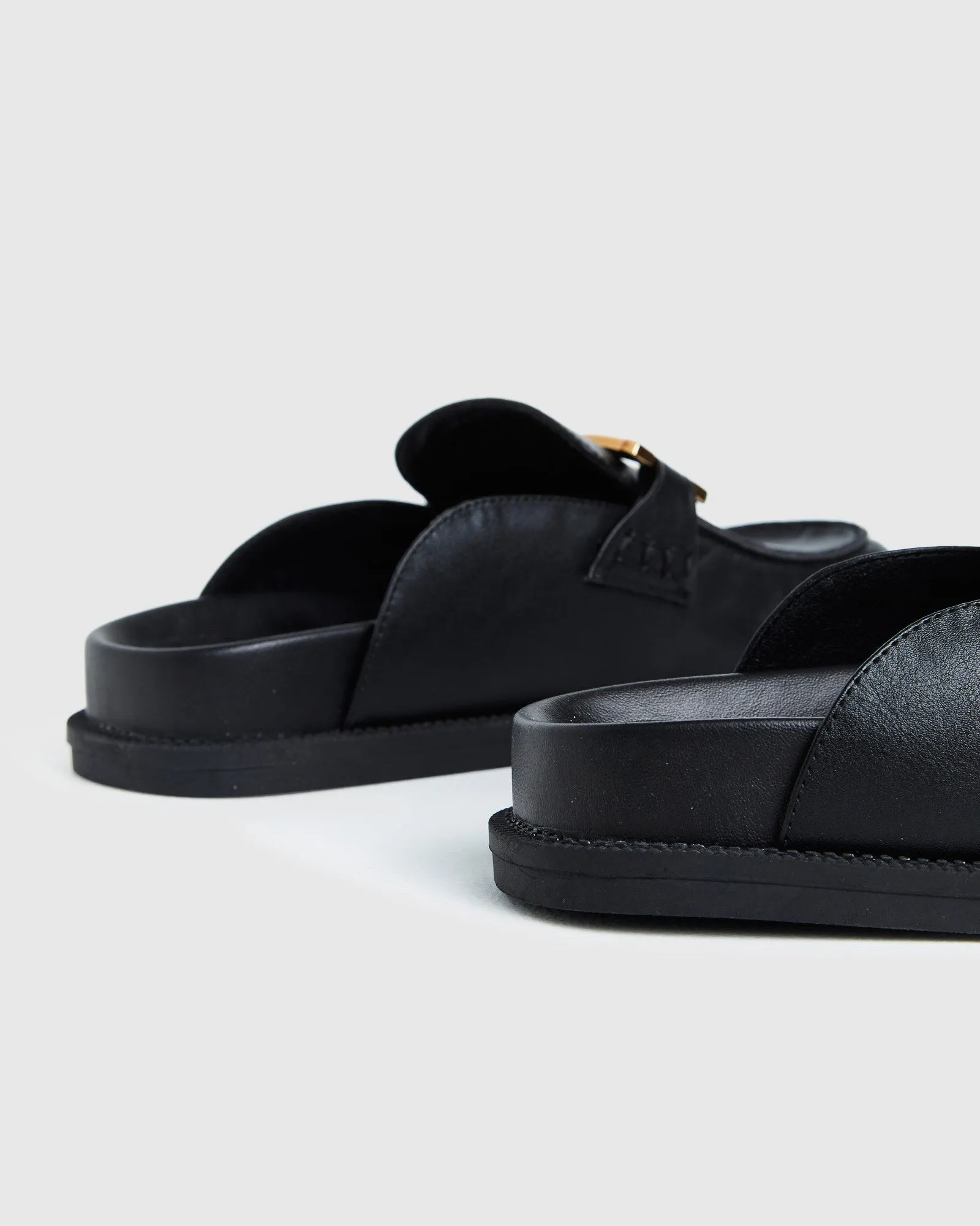 Benny Slides Black