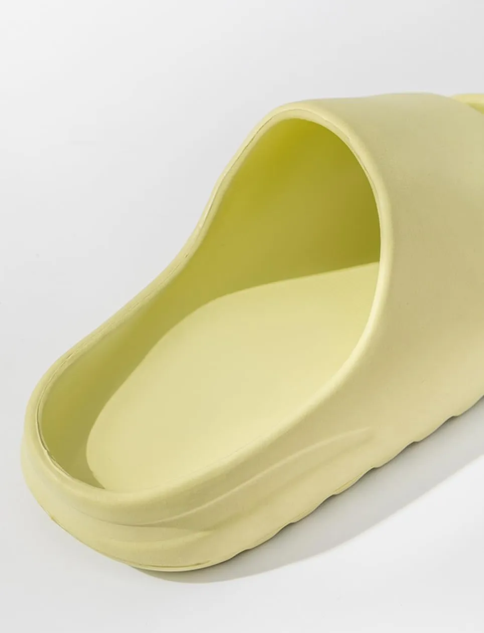 Cloud Slippers and Pillow Slippers for Women and Men,Quick Drying Open Toe Thick Soft Slides Slippers,Beach Shoes Water Shoes Non-Slip Indoor and Outdoor Sandals