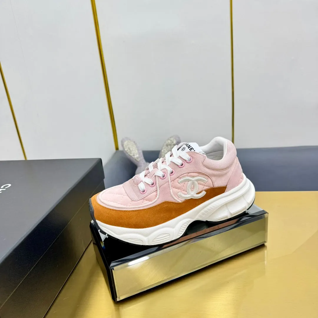 DAD SNEAKER IN LIGHT PINK LAMBSKIN AND GINGER ORANGE SUEDE