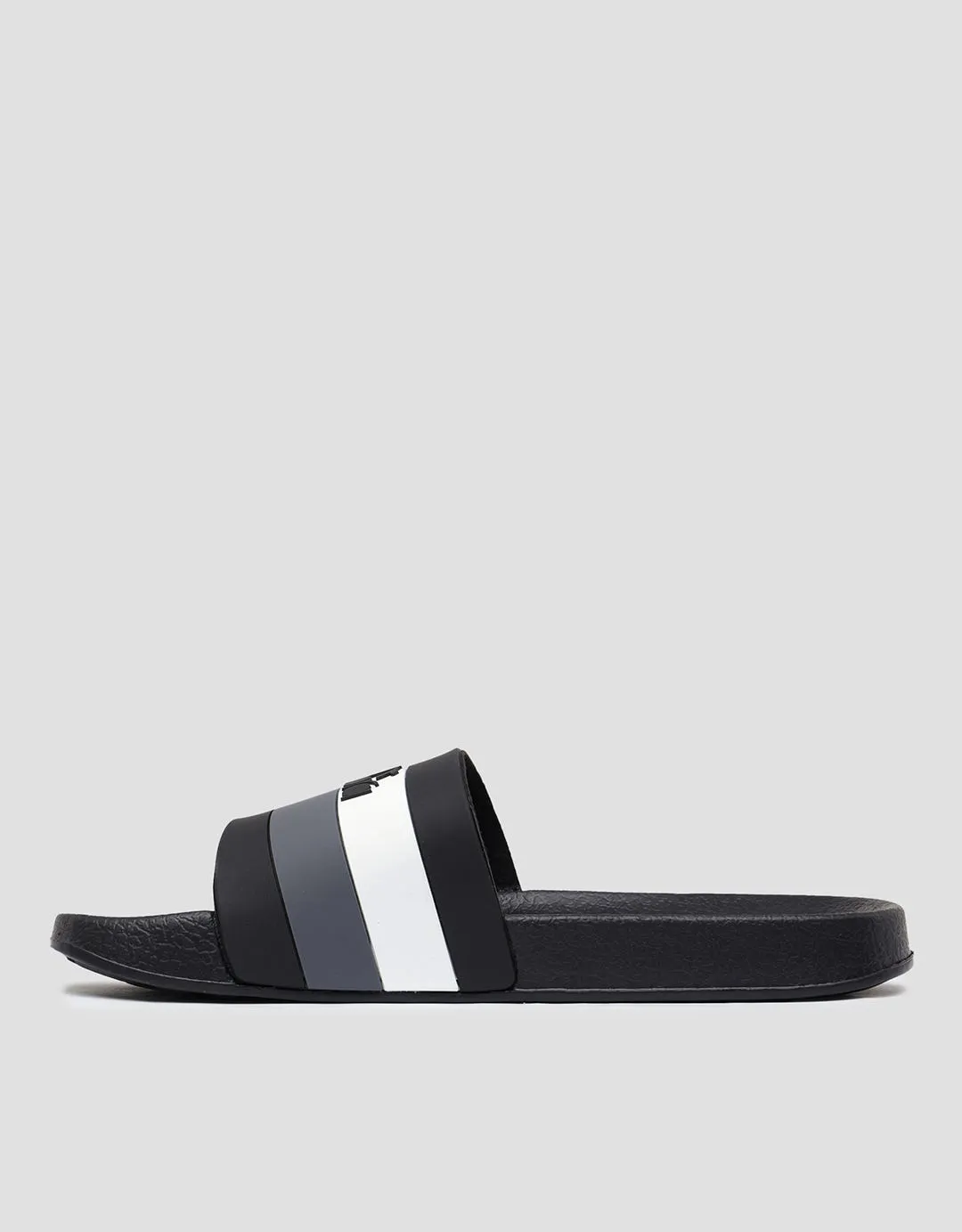 Diadora Diamx230502B Guru 3 Tone Slipper Sandal Pria
