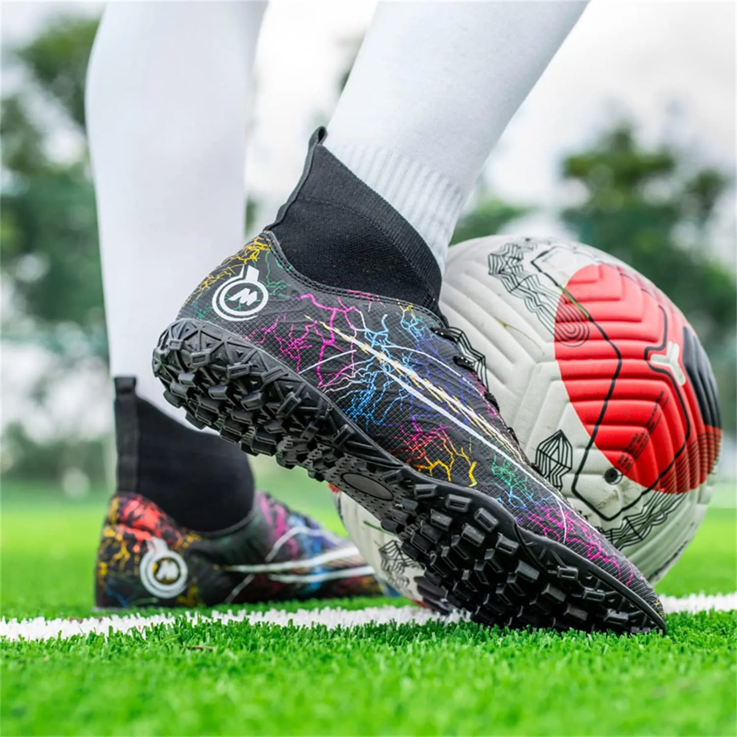 DRESER Competitive Unisex Soccer Shoes Men Women Indoor Outdoor Football Boots Athletic Turf Cleat Running Sports Lightweight Breathable Anti-Skid Damping Shoes