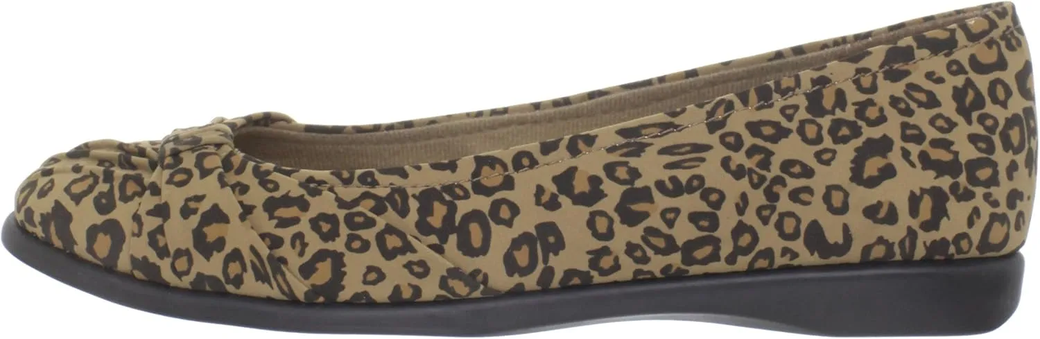 Easy Street Women's Giddy Ballet Flat