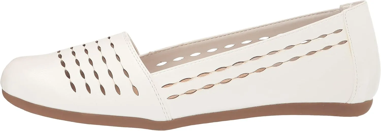 Easy Street Women's Isha Ballet Flat
