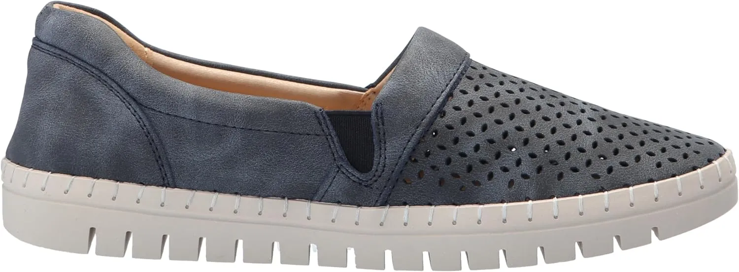 Easy Street Women's Thrill Perf Sneaker
