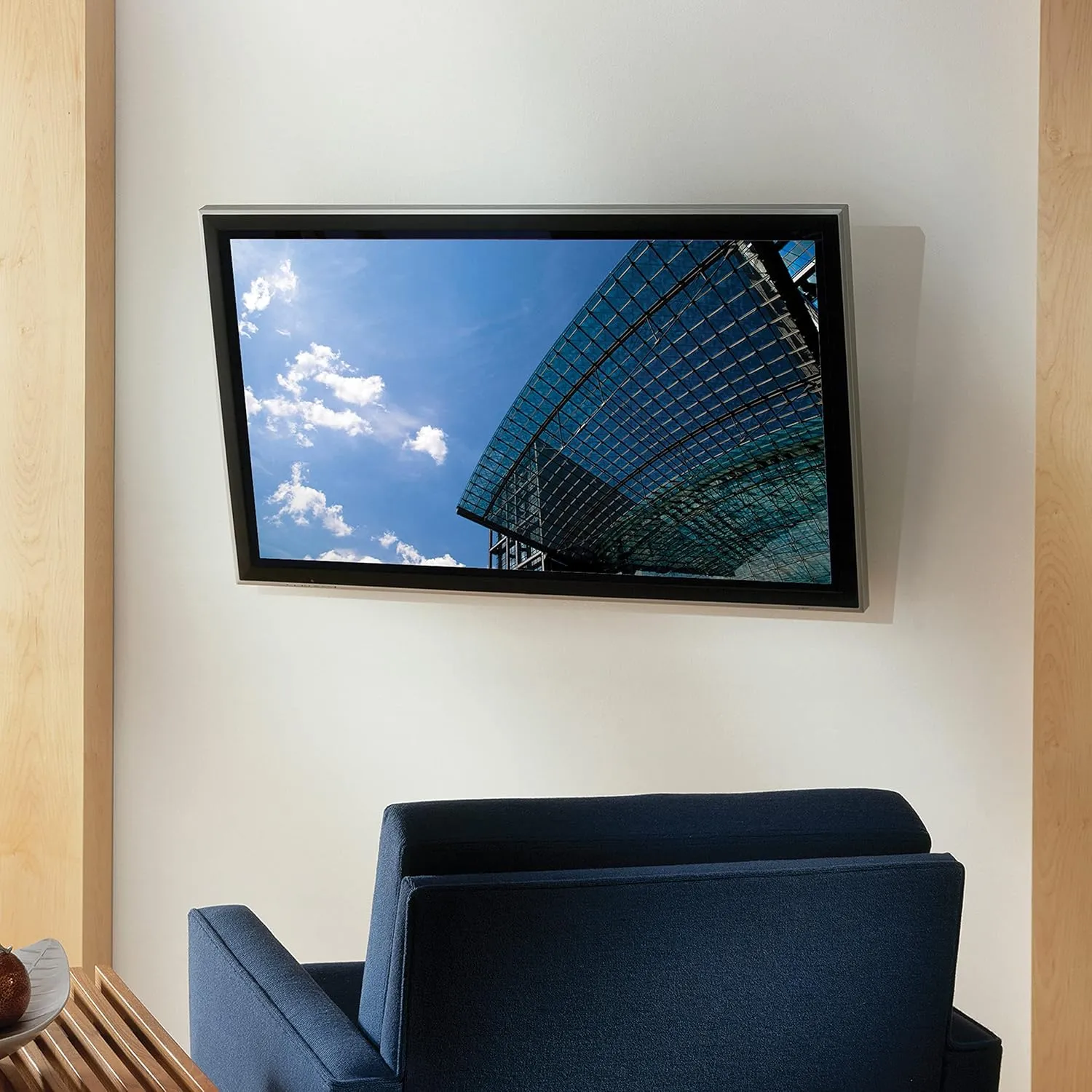 Ergotron – Neo-Flex Tilting Wall Mount UHD, VESA TV Wall Mount – for Heavy Monitors or TVs Greater Than 37 Inches, 0 to 175 lbs – Tilting, Black
