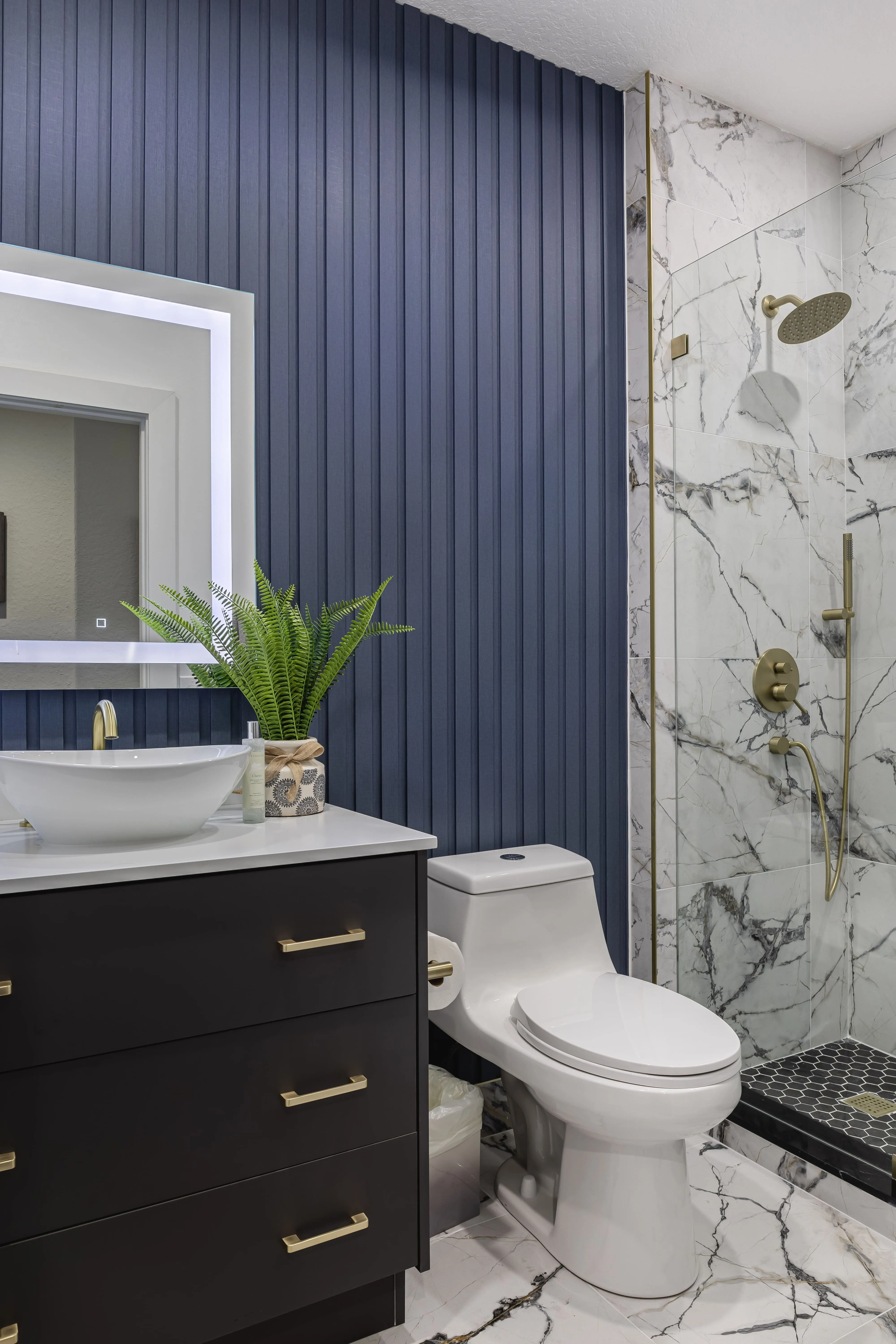 Flat Style Shore Blue