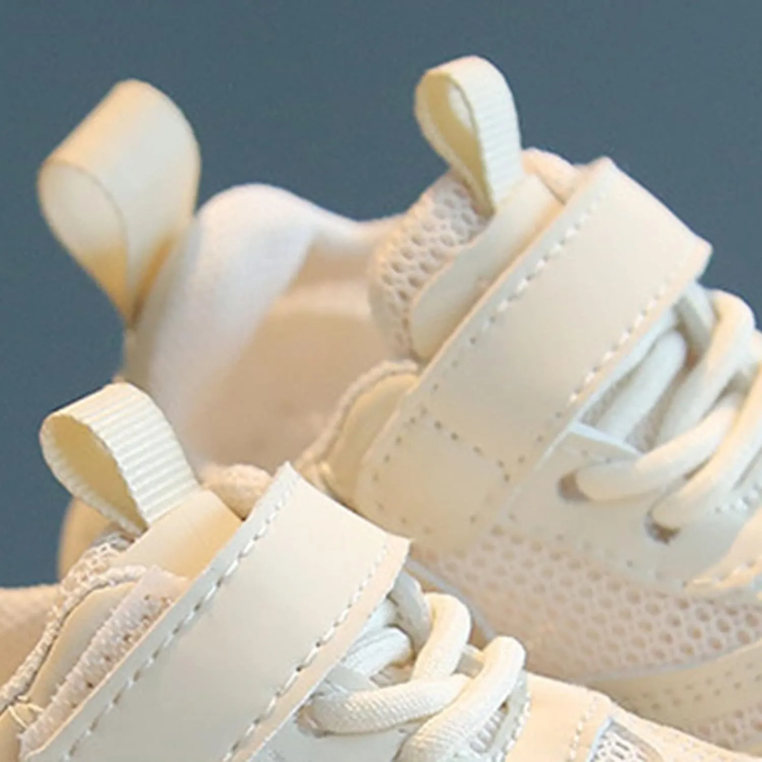 Girls Kids Ankle Hook and Loops Sneaker Mesh Breathable Light Outdoor Running Sport Shoes Sole Non Slip Baby Kids Shoes