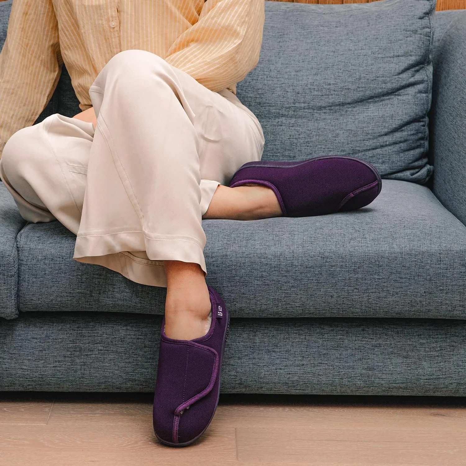 LongBay Womens Adjustable Slippers Memory Foam Cozy Wide Diabetic House Shoes Edema Orthopedic Neuropathy Indoor Outdoor