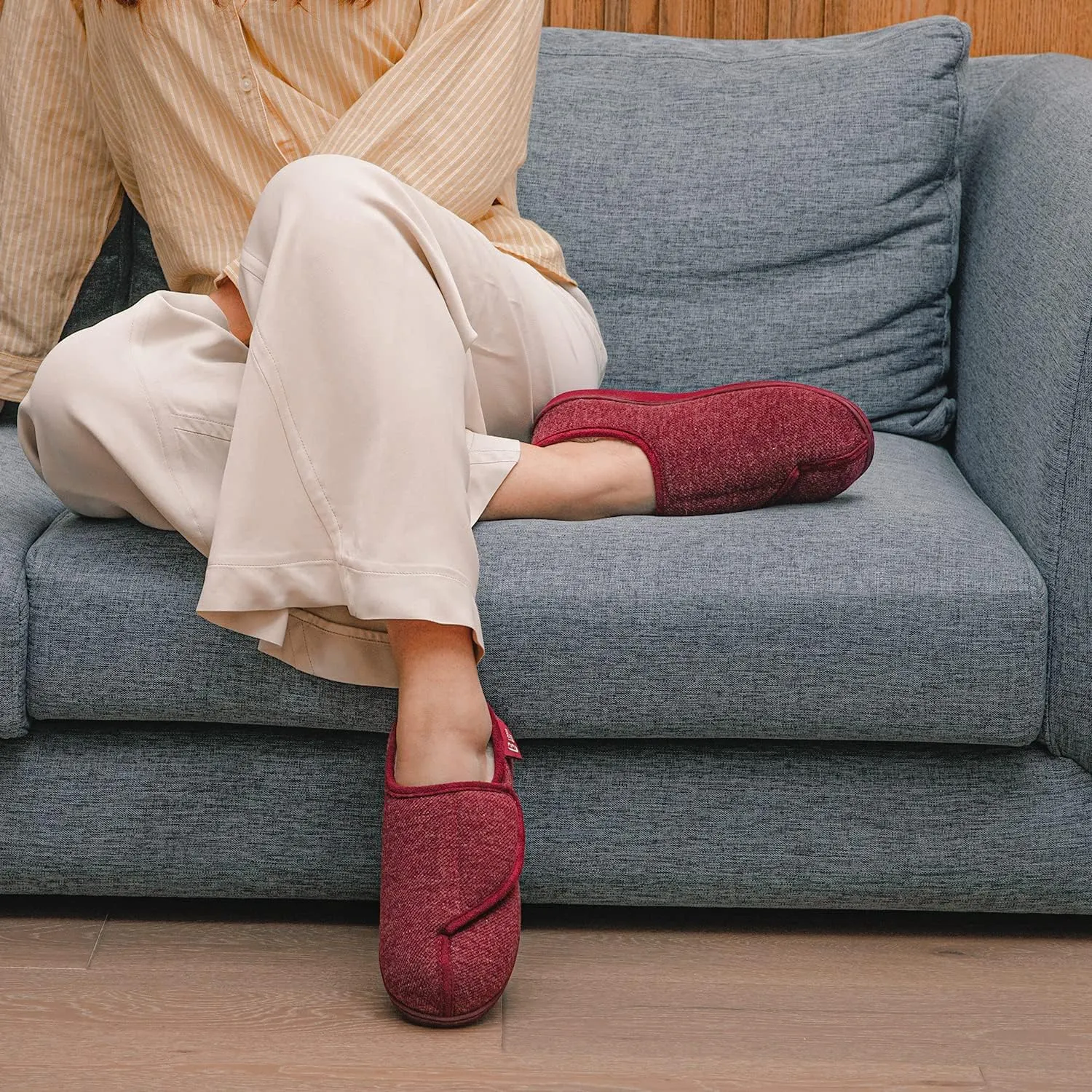LongBay Womens Adjustable Slippers Memory Foam Cozy Wide Diabetic House Shoes Edema Orthopedic Neuropathy Indoor Outdoor