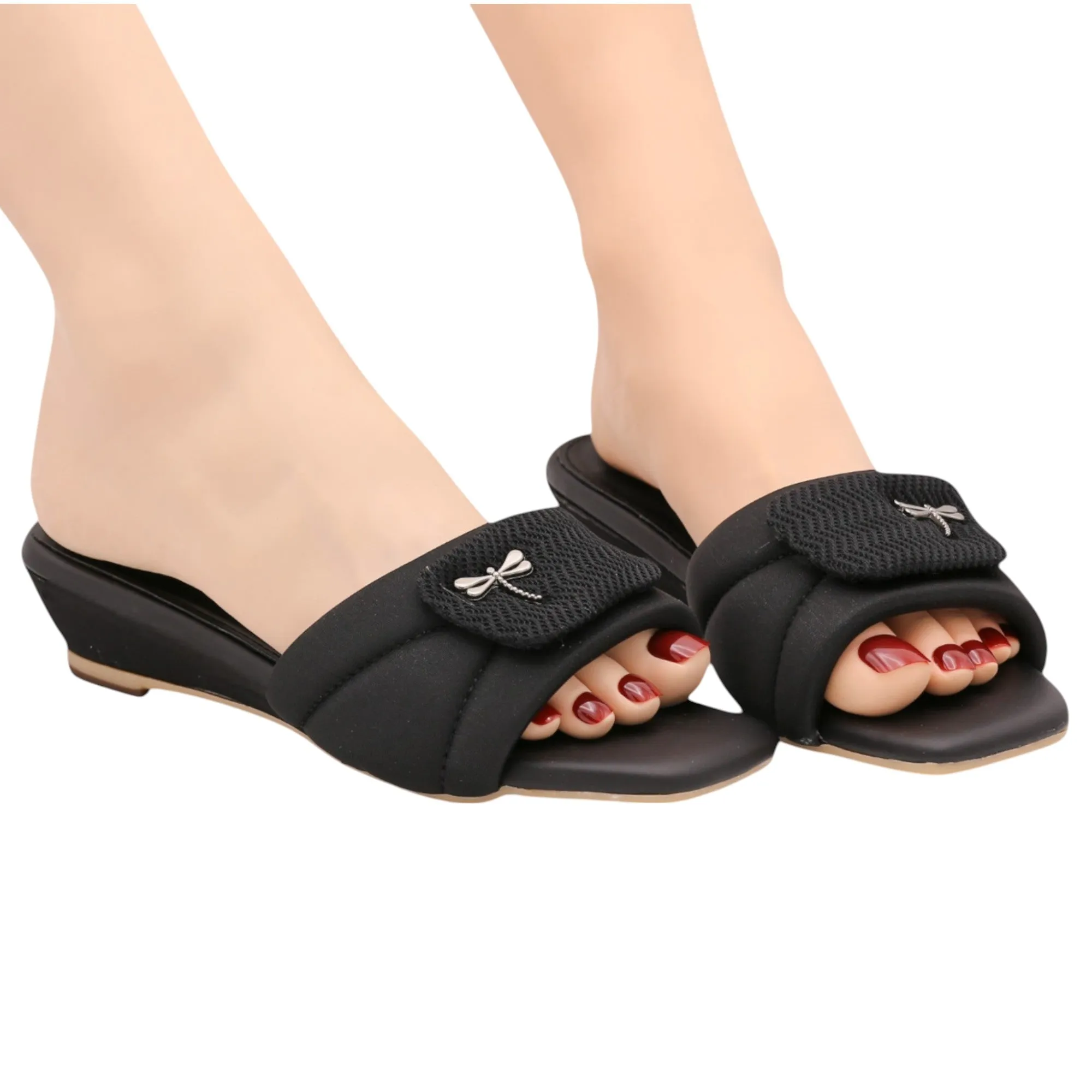M0614 kitten wedge