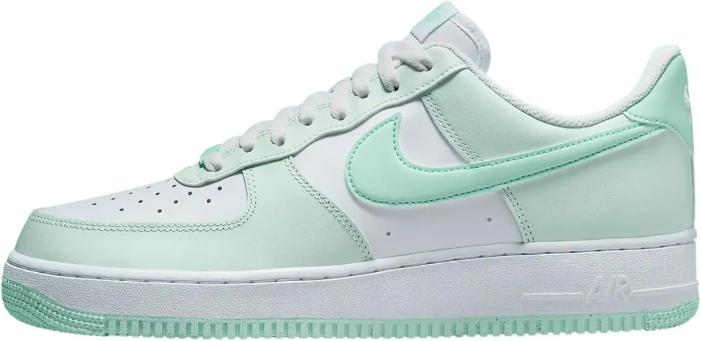 Nike Men's Sneaker
