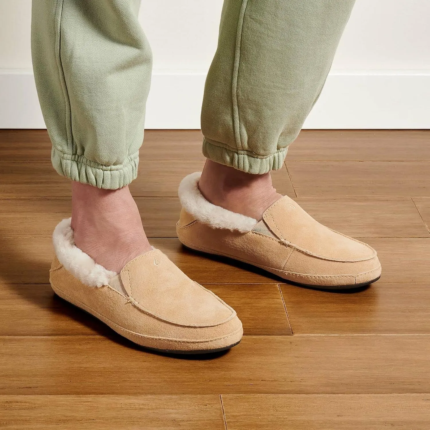 OLUKAI Ku'una Slipper, Women's Slip-On Shoes, Genuine Shearling & Premium Nubuck Leather, Drop-in Heel Design, Cozy & Ultra-Soft Comfort Fit