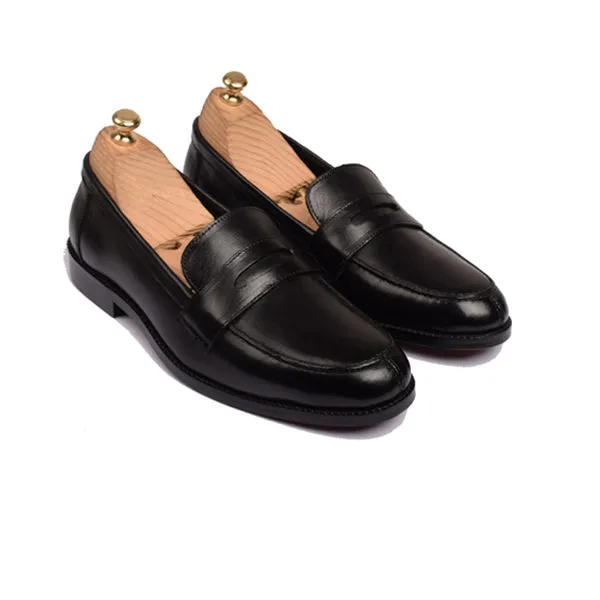 Penny Loafer in Black Leather