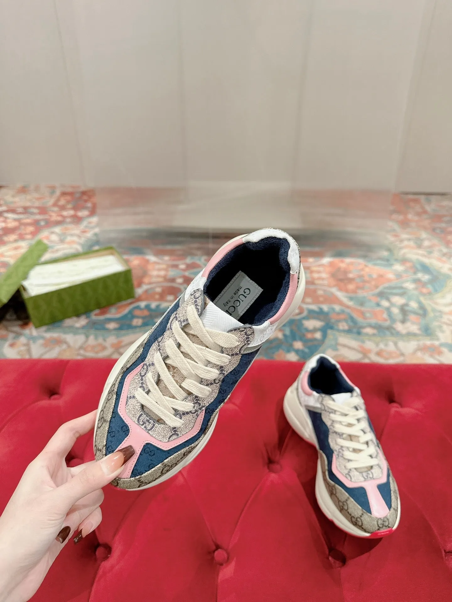 PINK GG Gucci CALFSKIN RHYTON LIGHT AND TRAINER Exclusive event BROWN First-time buyer discount