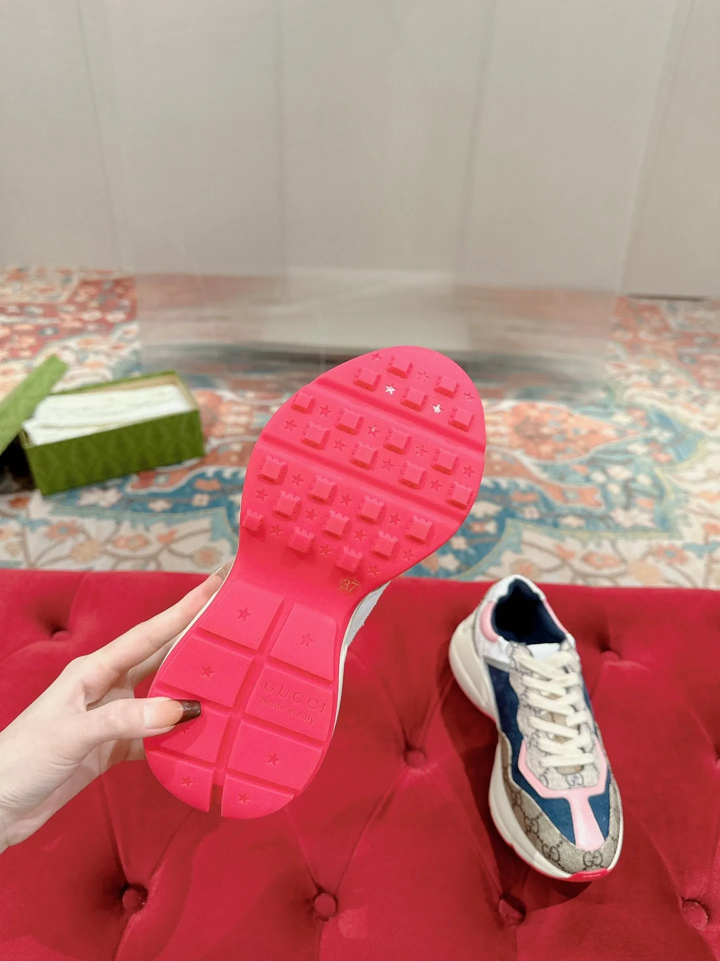 PINK GG Gucci CALFSKIN RHYTON LIGHT AND TRAINER Exclusive event BROWN First-time buyer discount
