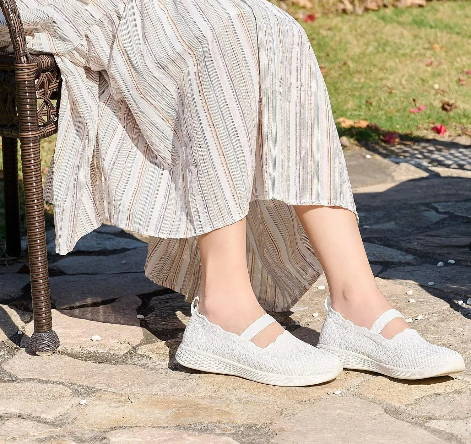 poemlady Women's Slip on Loafer Shoes - Knit Casual Ballet Flat Nurse Walking Sneakers Mesh Round Toe Low Wedge Memory Foam Shoes