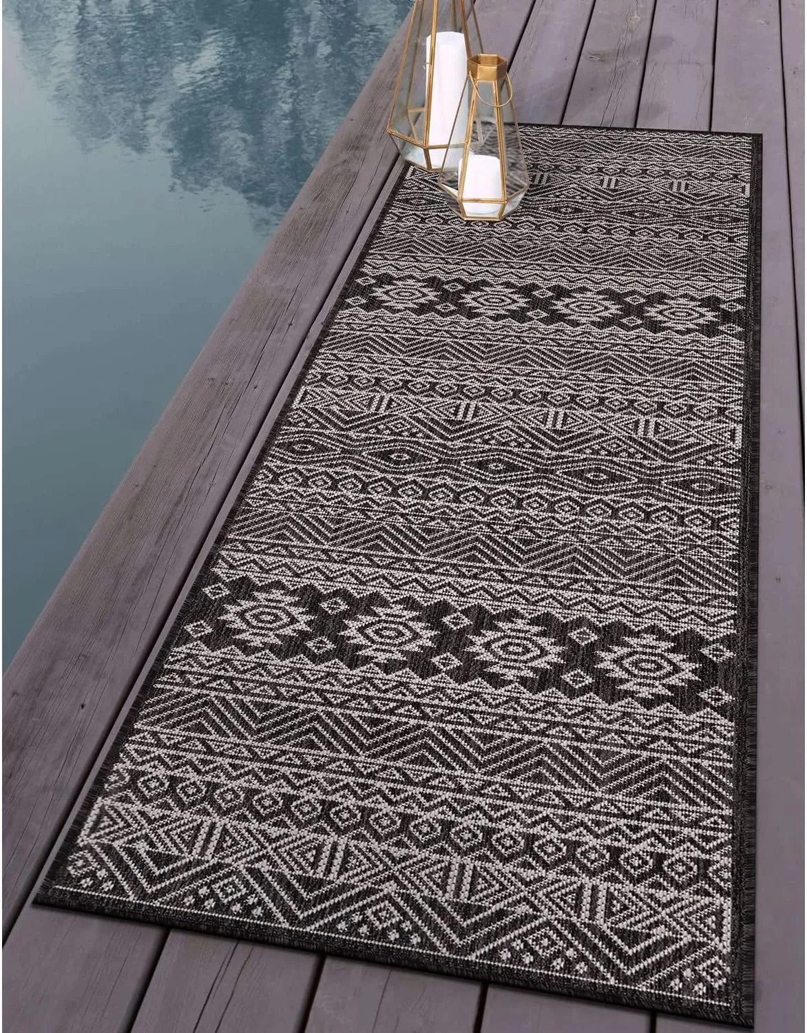Rugshop Lecce Distressed Geometric Bohemian Textured Flat Weave Easy Cleaning Outdoor Rugs for Deck,Patio,Backyard Indoor/Outdoor Indoor/Outdoor Runner Rug 2' x 7' Black