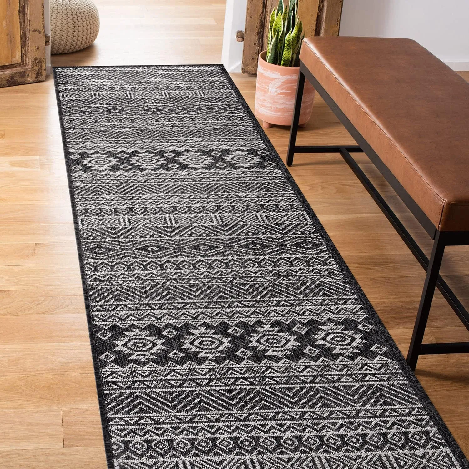 Rugshop Lecce Distressed Geometric Bohemian Textured Flat Weave Easy Cleaning Outdoor Rugs for Deck,Patio,Backyard Indoor/Outdoor Indoor/Outdoor Runner Rug 2' x 7' Black