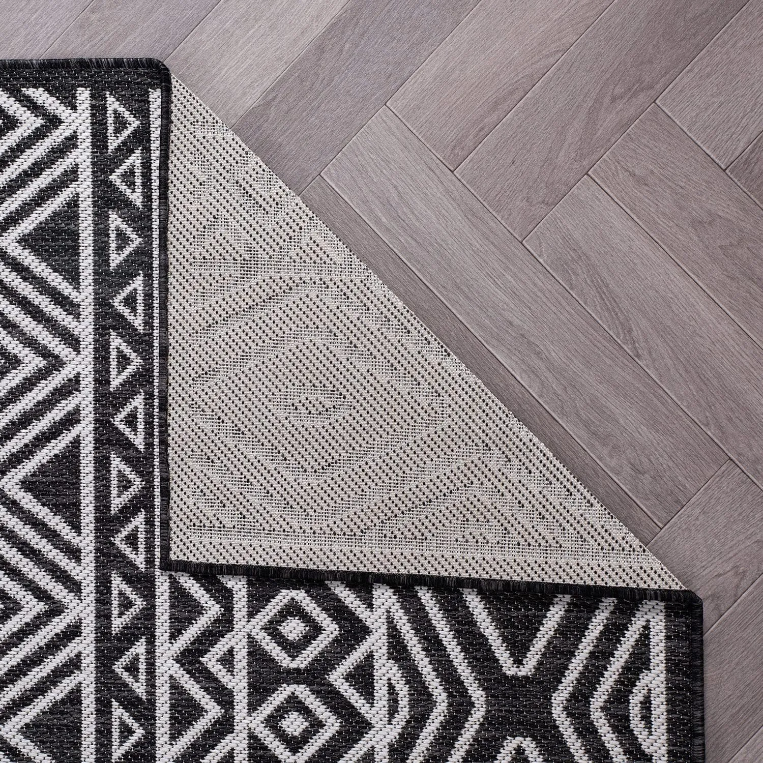Rugshop Lecce Distressed Geometric Bohemian Textured Flat Weave Easy Cleaning Outdoor Rugs for Deck,Patio,Backyard Indoor/Outdoor Indoor/Outdoor Runner Rug 2' x 7' Black