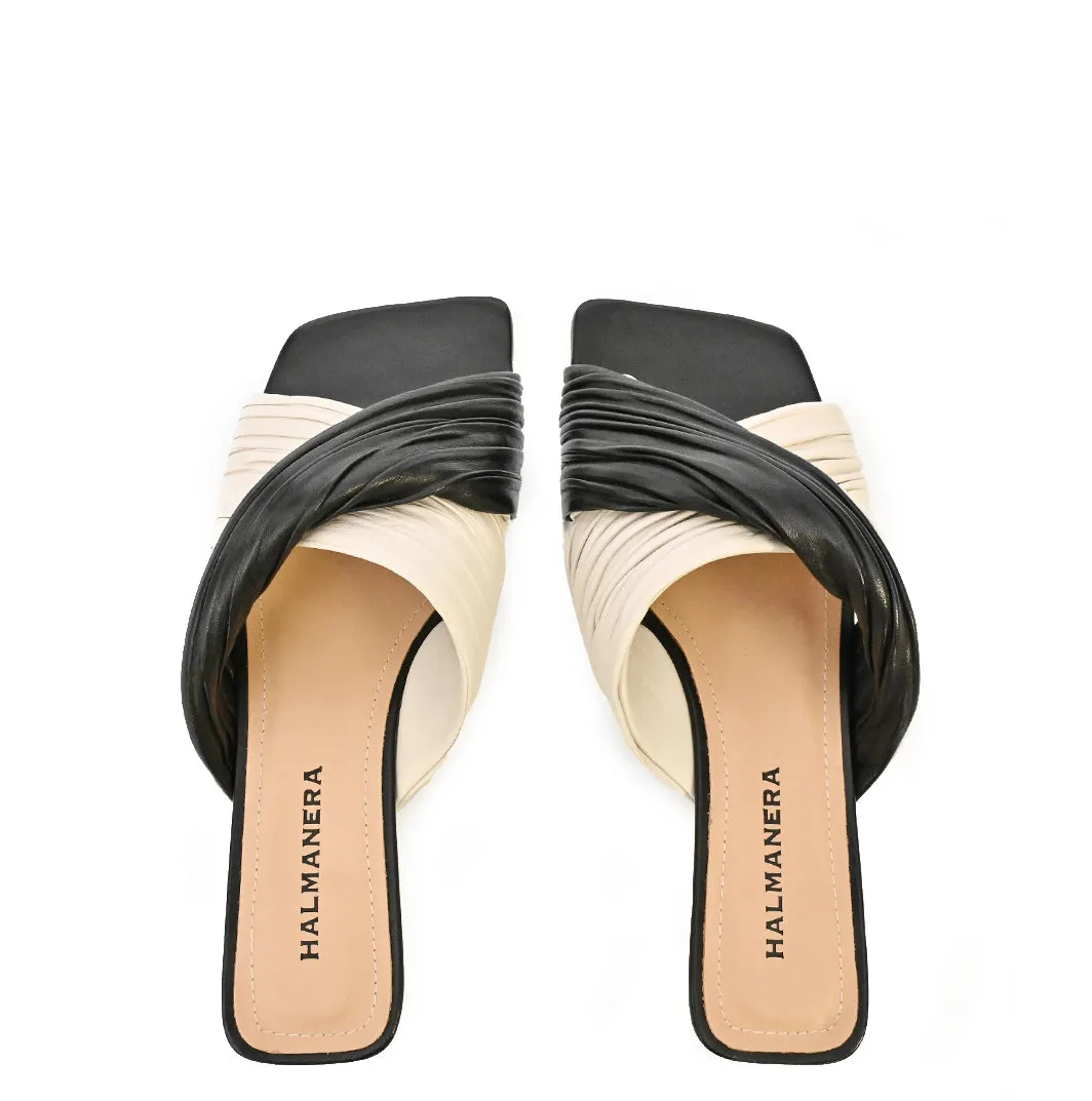 Short-term offer Diverse categories Sandals