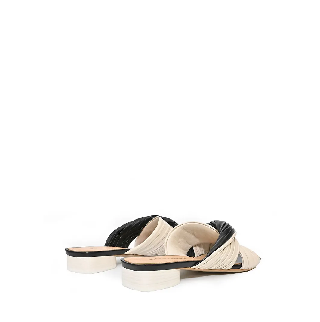 Short-term offer Diverse categories Sandals
