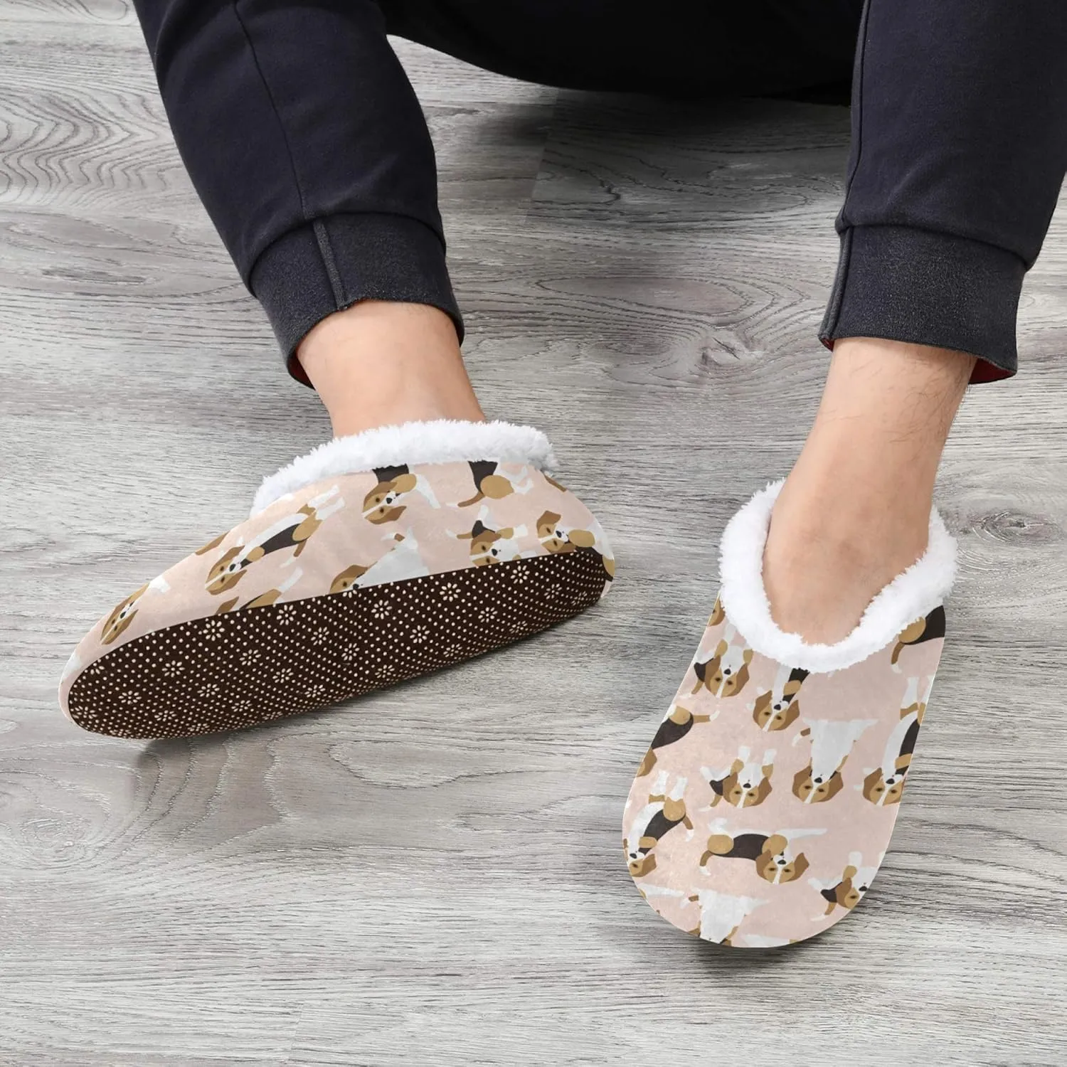 Slipper for Women and Men Fuzzy Memory Foam Soft House Shoes Anti-Skid Sole Coral Fleece House Slipper Beagle Dog On Brown M-XXL