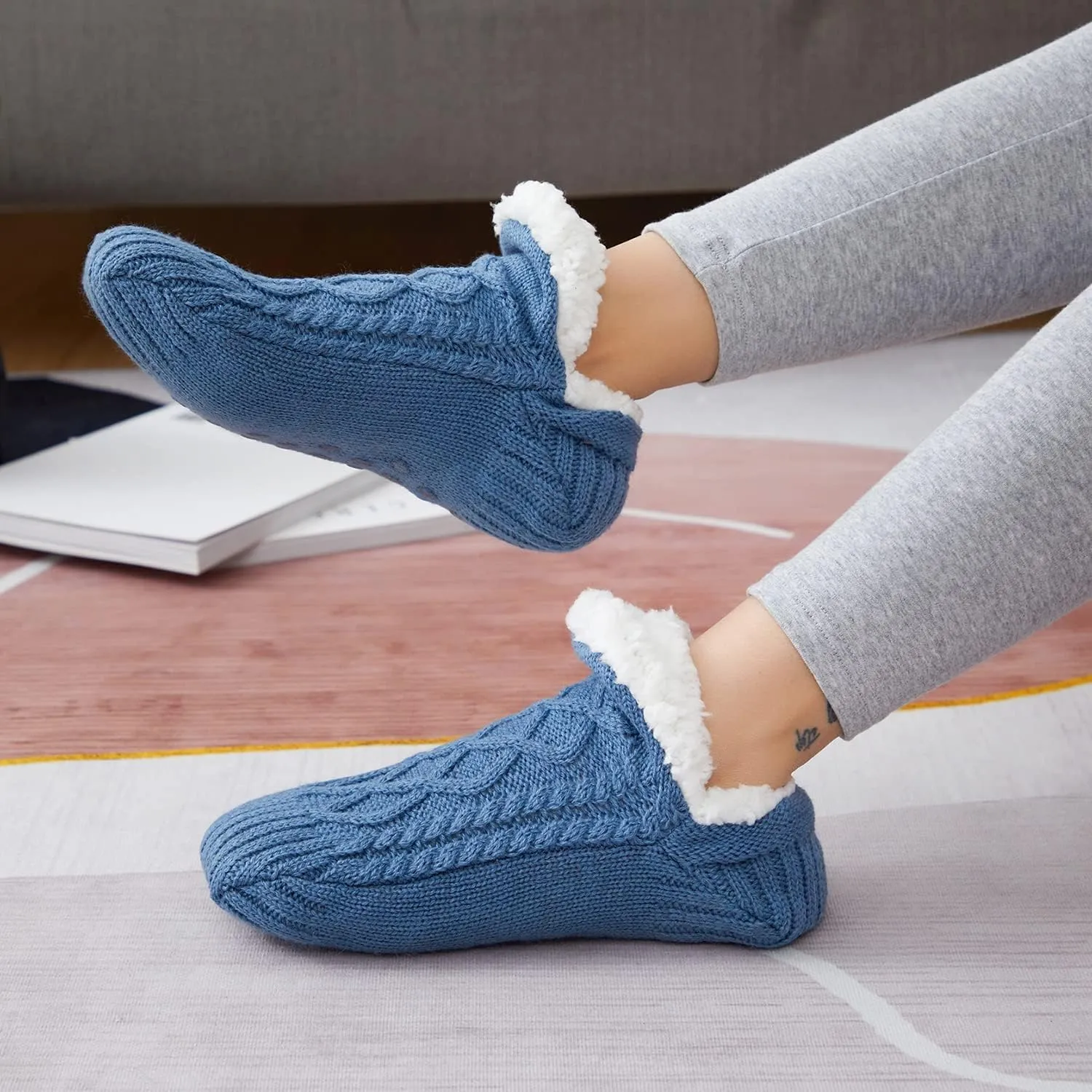 Slipper Socks for Women Men Girls, Fluffy Warm Socks Knitted Thick Fleece Lined Grippers Non Slip Socks Soft Cozy Winter Home House Bed Floor Slipper Socks