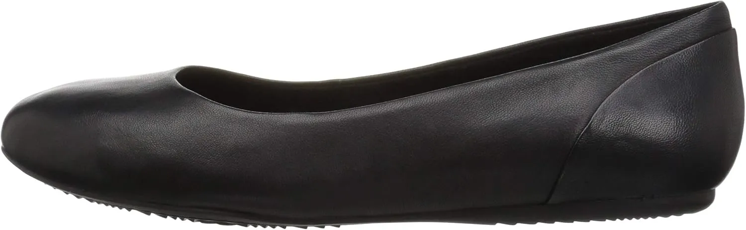 SoftWalk Women's Sonoma Mary Jane Flat