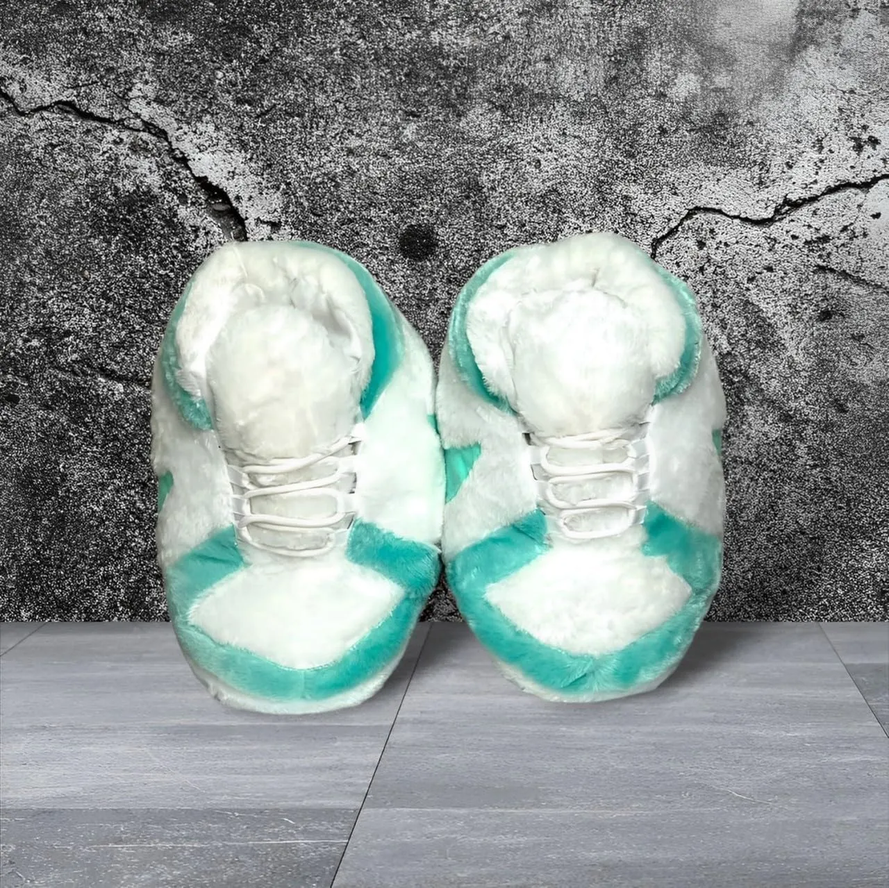 Stardust Gemstones Fluffy Warm Home Shoes for Men and Women Sneaker Slippers Comfy Kicks Winter Warm Plush Slippers Fleece Lined Sneakers Anti-skid Rubber Sole Fluffy Shoes