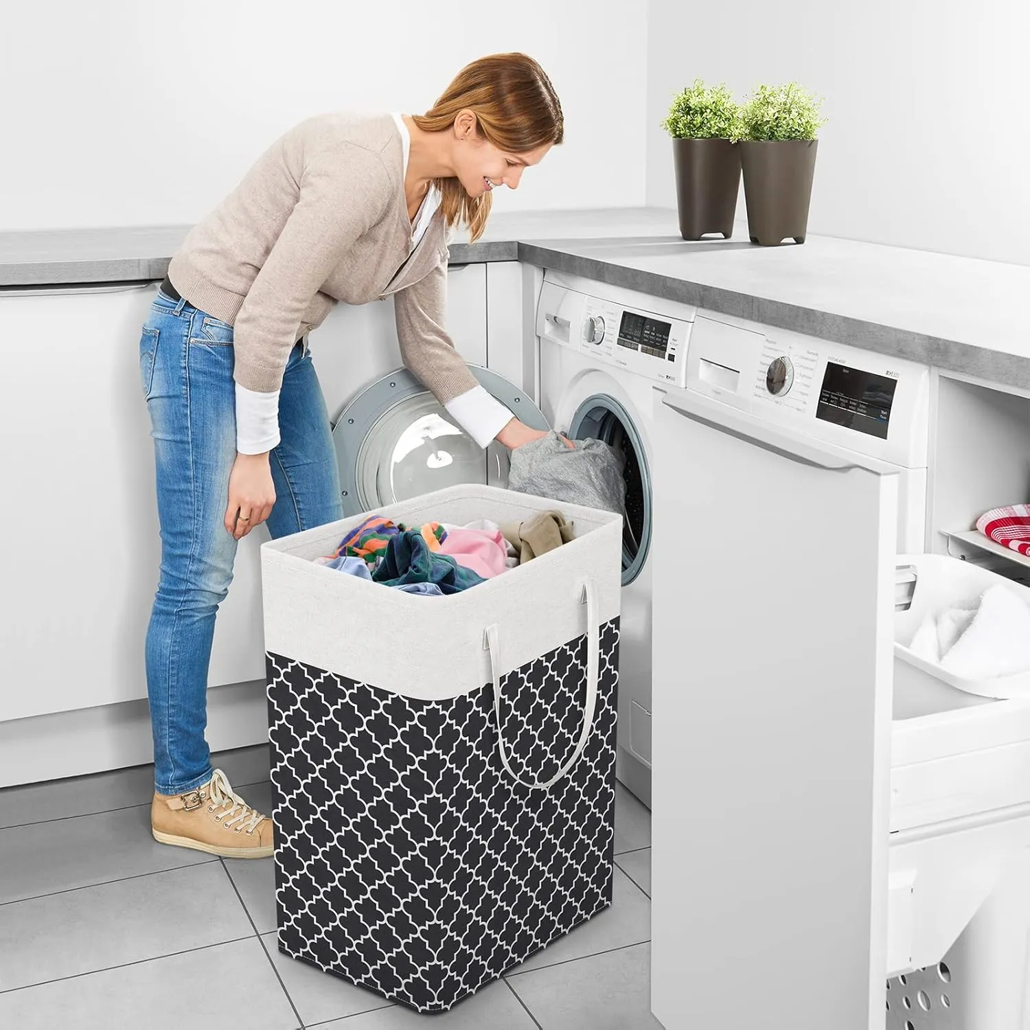 StorageRight Laundry Basket Hamper Large Collapsible Laundry Hamper with Easy Carry Handles，Freestanding Clothes Hampers for Laundry, Bedroom, Dorm, Clothes, Towels, 75L, Clover Black