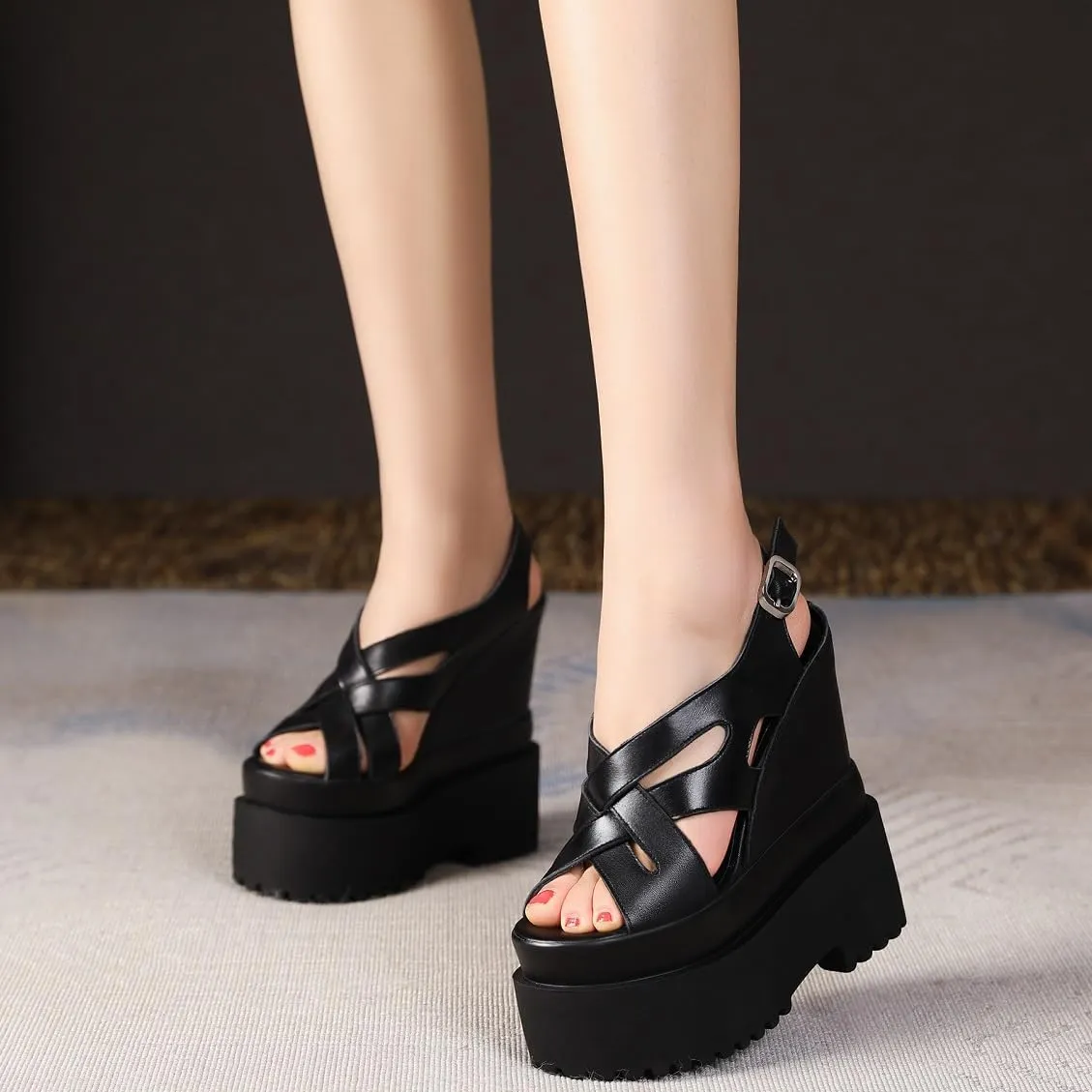 Summer New Retro Super High Wedges Heels Platform Peep Toe Cross-tied Buckle Strap Genuine Leather Women Gladiator Sandals 240306
