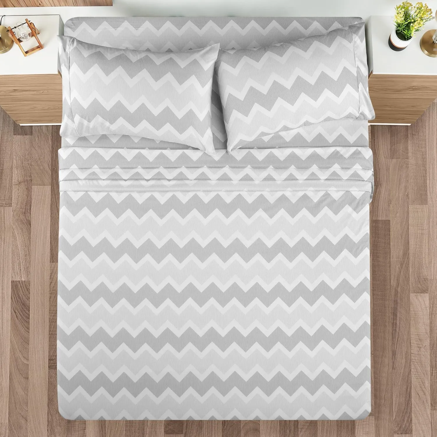 Utopia Bedding Queen Sheet Set, Soft Microfiber 4 Piece Bed Sheets with 15" Deep Pocket - Easy Care Brushed Microfiber (Chevron - Grey)