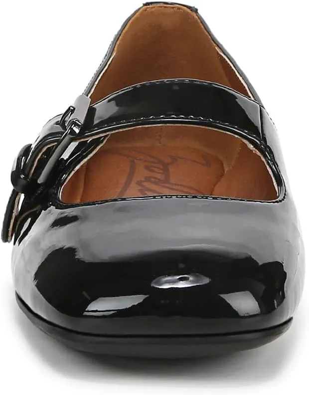 ZODIAC Women's Classic Loafer Flat