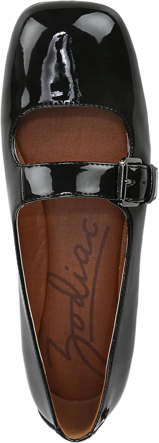 ZODIAC Women's Classic Loafer Flat